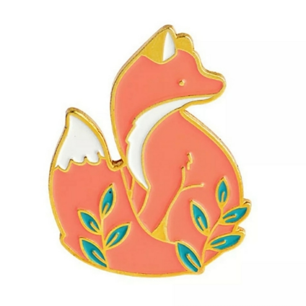 🎃 {10/$25} (FLAWED) fox in the woods enamel pin - Picture 3 of 8
